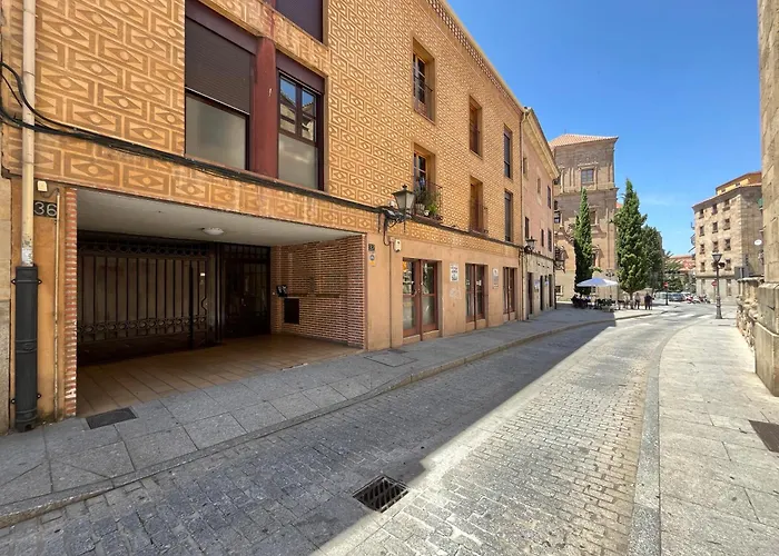 Vut Santo Tomás 1 * Salamanca